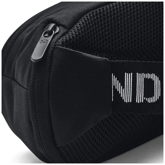 Under Armour • Under Armour Flex Waist Bag - Picture 3 of 5